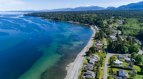 A beach in the Mount Arrowsmith Biosphere.