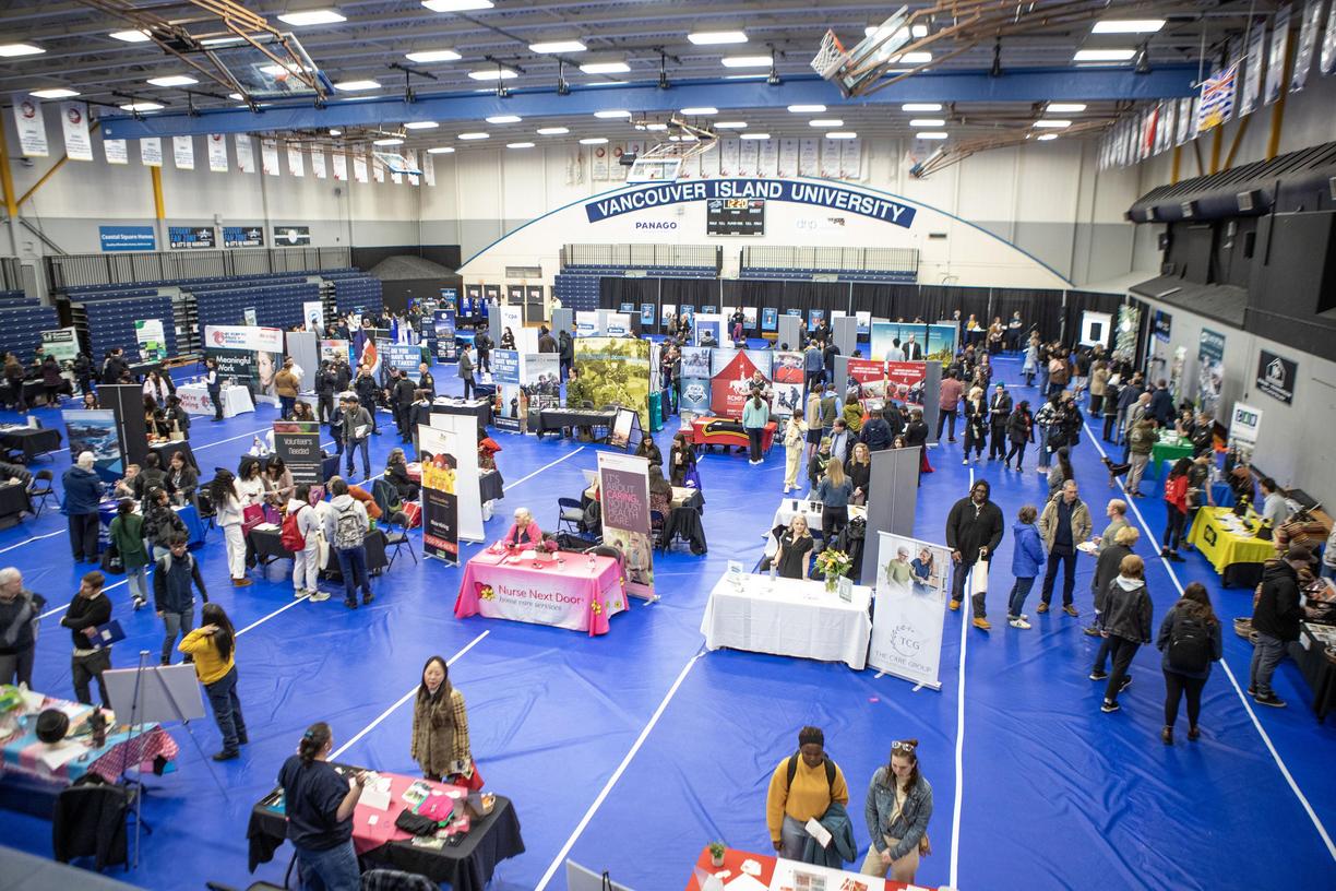 The VIU gym full of booths and career fair participants