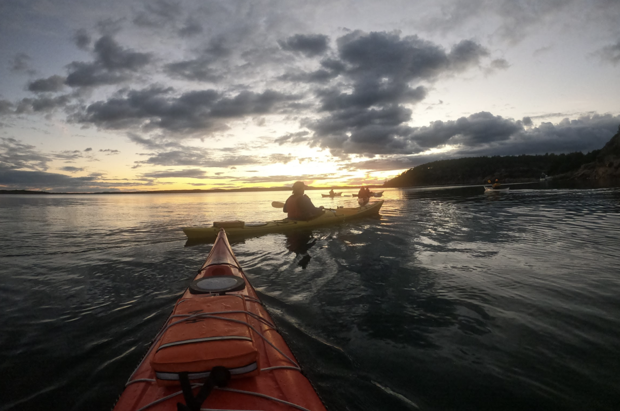 Kayaking in Fæder National Park